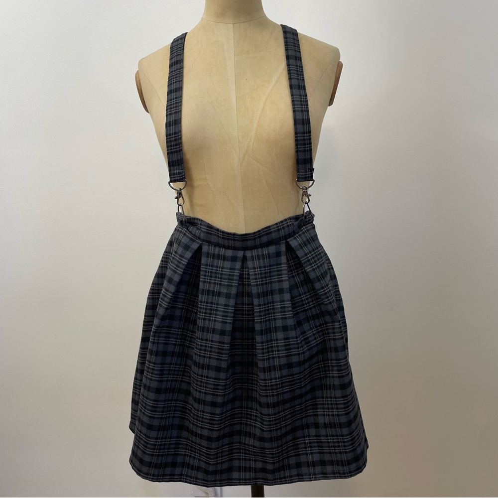 Hot Topic Suspender Skirt Med Gray Plaid Academia Emo Alt Grunge Babydoll Goth